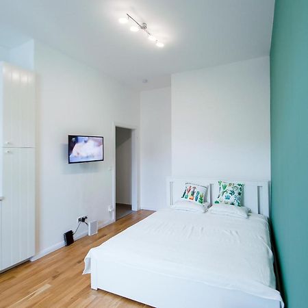 Modern Apartment Spanelska Praha Exteriér fotografie